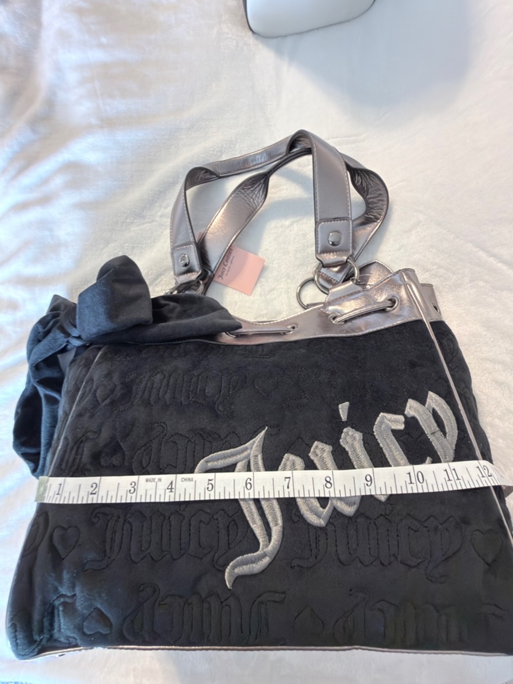 Juicy Couture Black Daydreamer Tote with Gunmetal Accents and Heart Charm - Picture 6 of 8